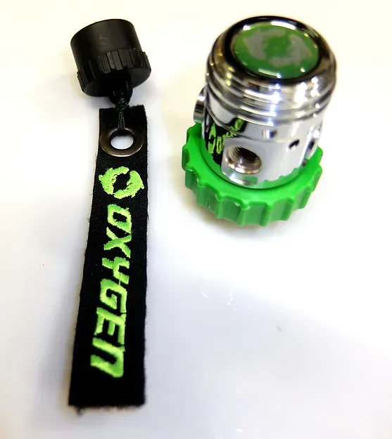 Oxygen 1st Stage Reg, DIN G5/8, OPV, Green Nut